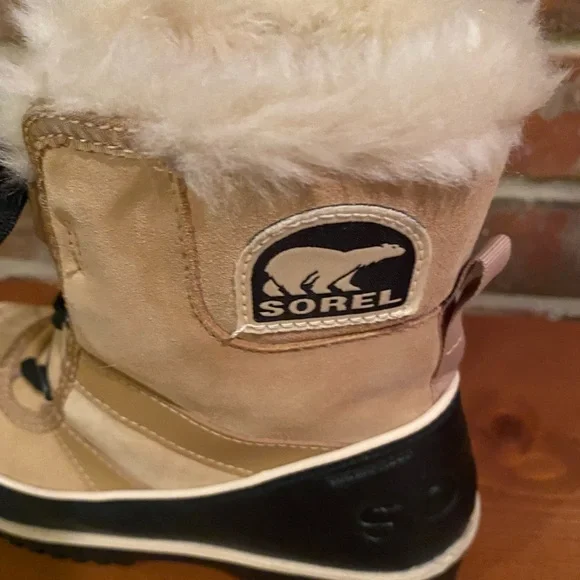 NWOT Sorel Boots - Picture 6 of 7